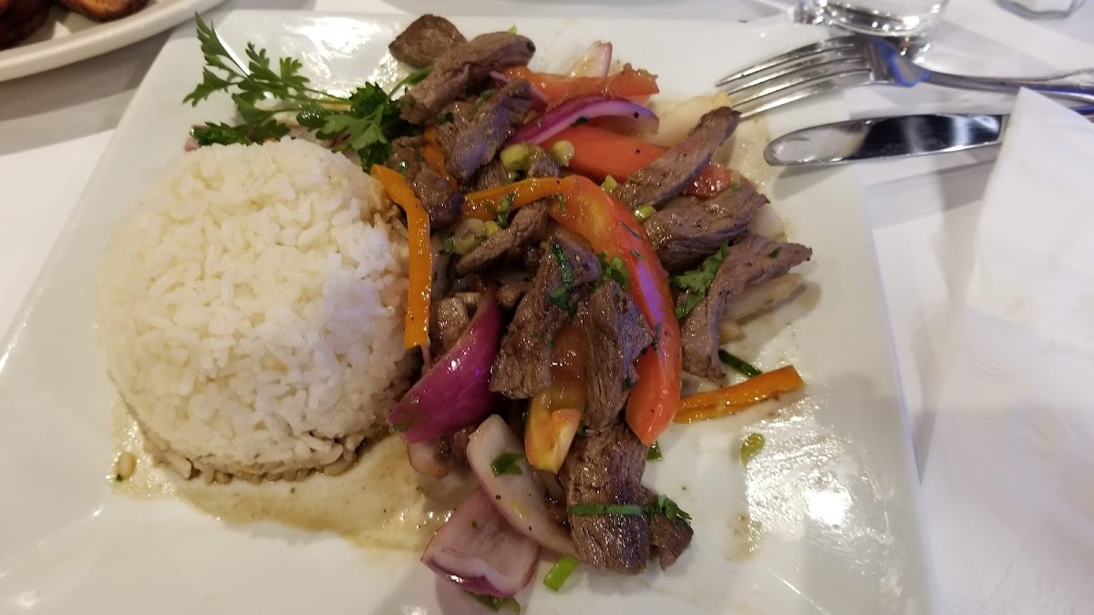 Lima 33 Restaurant
